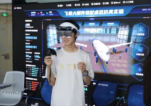 能够依据学生的学习进度引荐不同的内容真实做到‘对症下药’
